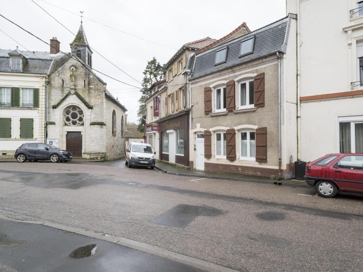Lovely Holiday Home Near Joset Alain Dun-sur-Meuse Zewnętrze zdjęcie